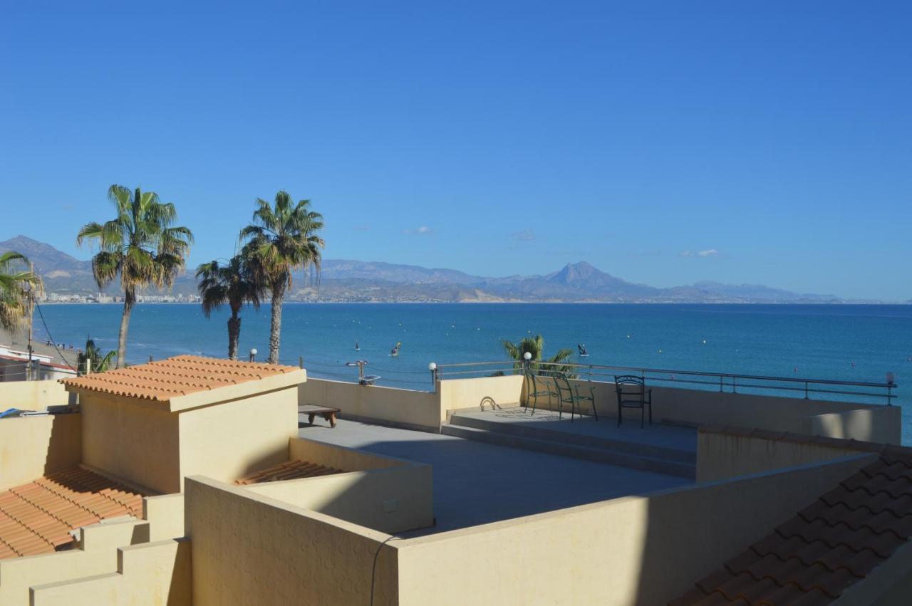 Maravilloso Apartamento Amanecer Cabo A Pie De Playa Y Mar En Chalet Roquetes Аликанте Екстериор снимка
