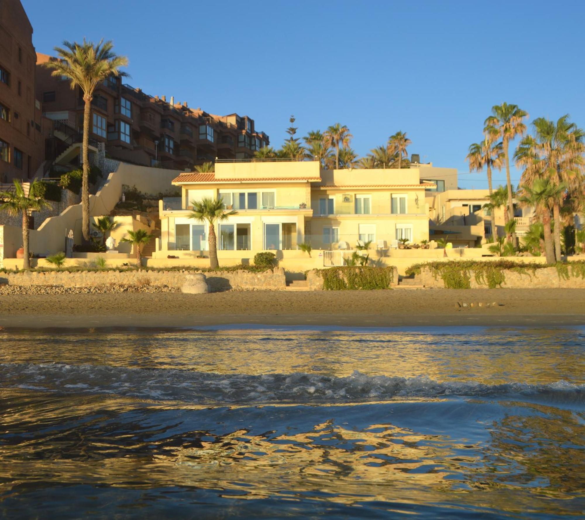 Maravilloso Apartamento Amanecer Cabo A Pie De Playa Y Mar En Chalet Roquetes Аликанте Екстериор снимка
