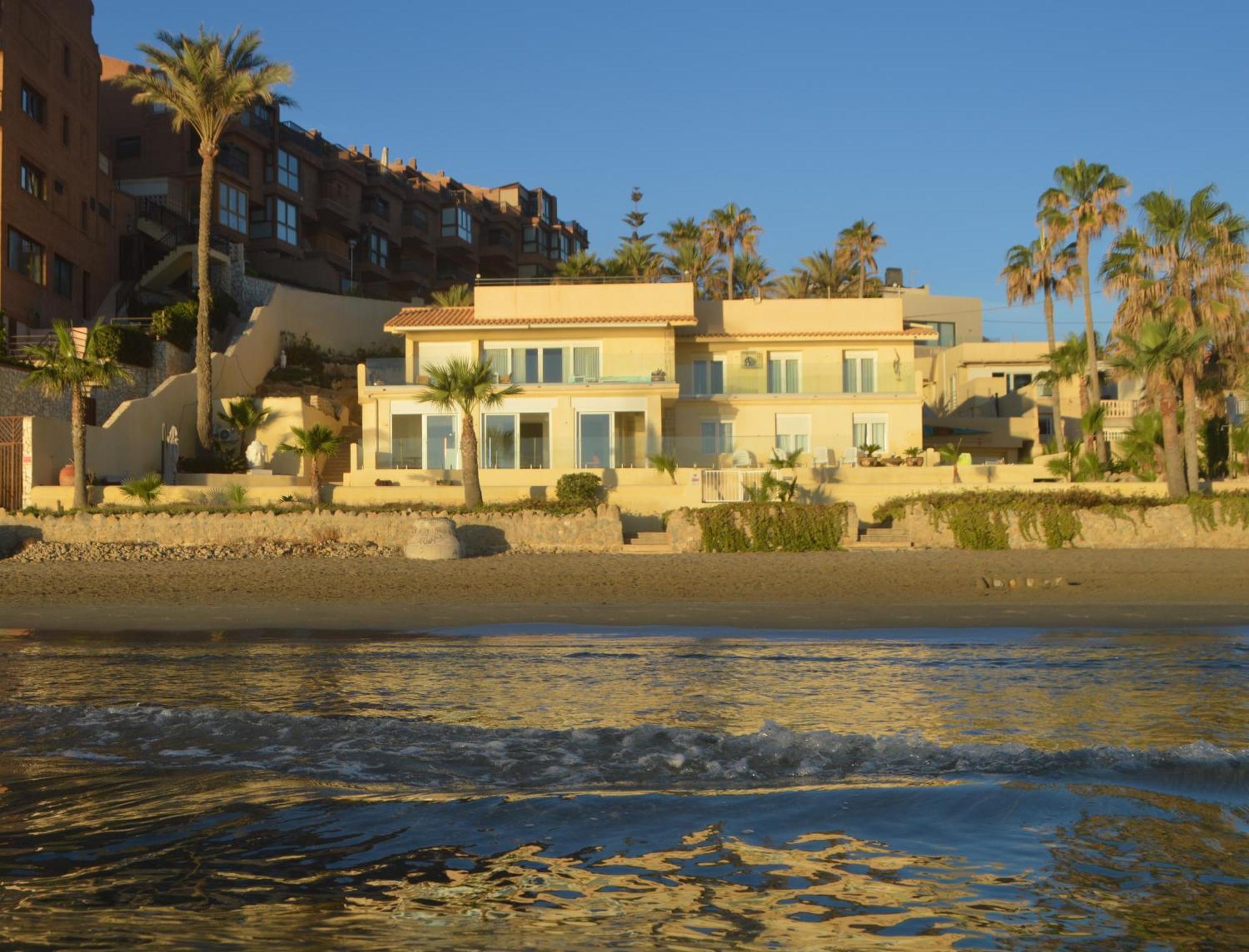 Maravilloso Apartamento Amanecer Cabo A Pie De Playa Y Mar En Chalet Roquetes Аликанте Екстериор снимка