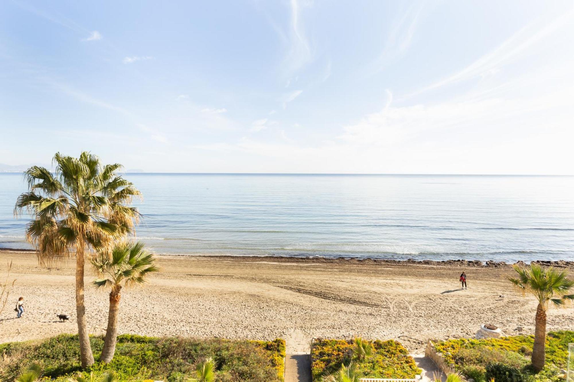 Maravilloso Apartamento Amanecer Cabo A Pie De Playa Y Mar En Chalet Roquetes Аликанте Екстериор снимка